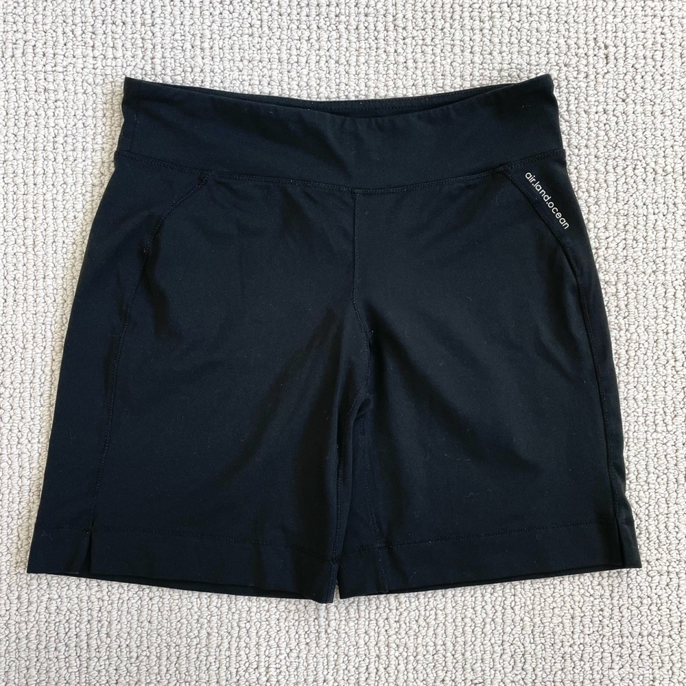 Alo Yoga Black Shorts - Biker Length - Size S (with mended small hole)